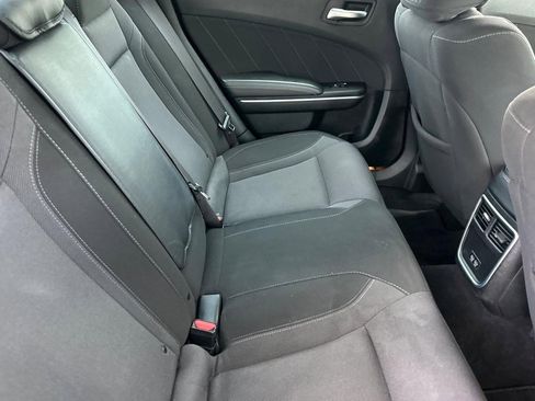 Used 2022 Dodge Charger SXT RWD image 28