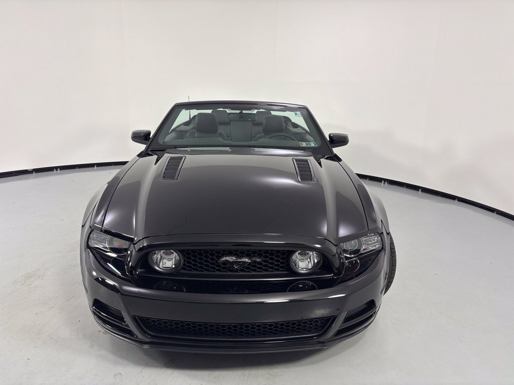 Used 2014 Ford Mustang GT Premium w/ Electronics Package RWD image 2