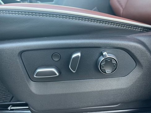 New 2026 GMC Sierra 1500 Denali Ultimate w/ LPO, Black Badging Package image 12