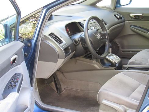 Used 2008 Honda Civic LX image 8