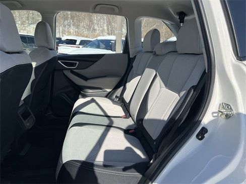 Used 2022 Subaru Forester image 17