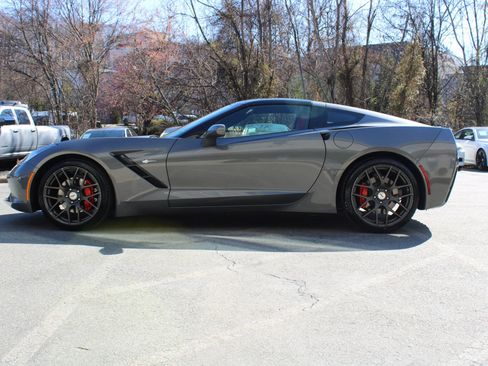 Used 2015 Chevrolet Corvette Stingray Coupe RWD image 20