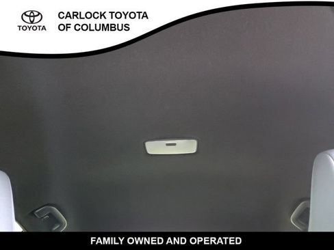 Used 2025 Toyota Corolla SE FWD image 13