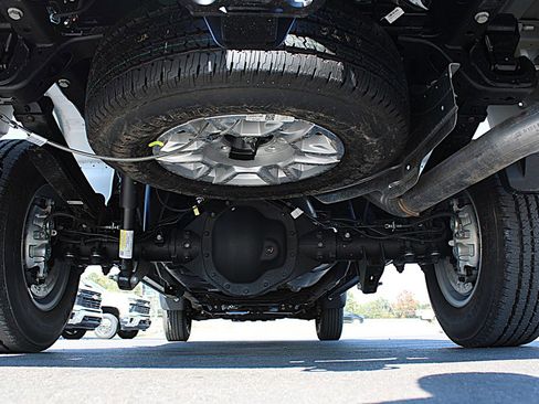 Used 2025 Chevrolet Silverado 2500 W/T w/ WT/CX Safety Package image 32