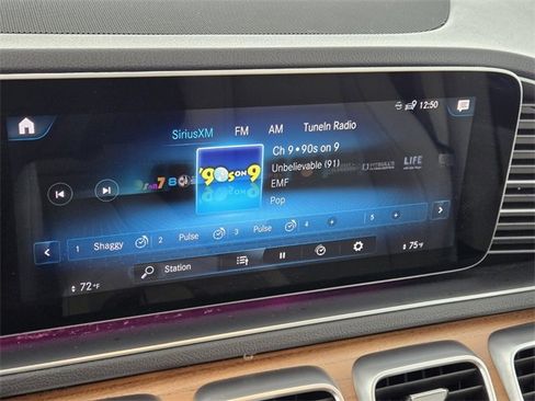 Used 2023 Mercedes-Benz GLE 450 4MATIC w/ AMG Line Exterior image 24