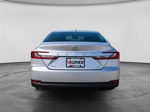 Used 2026 Toyota Camry LE FWD image 6
