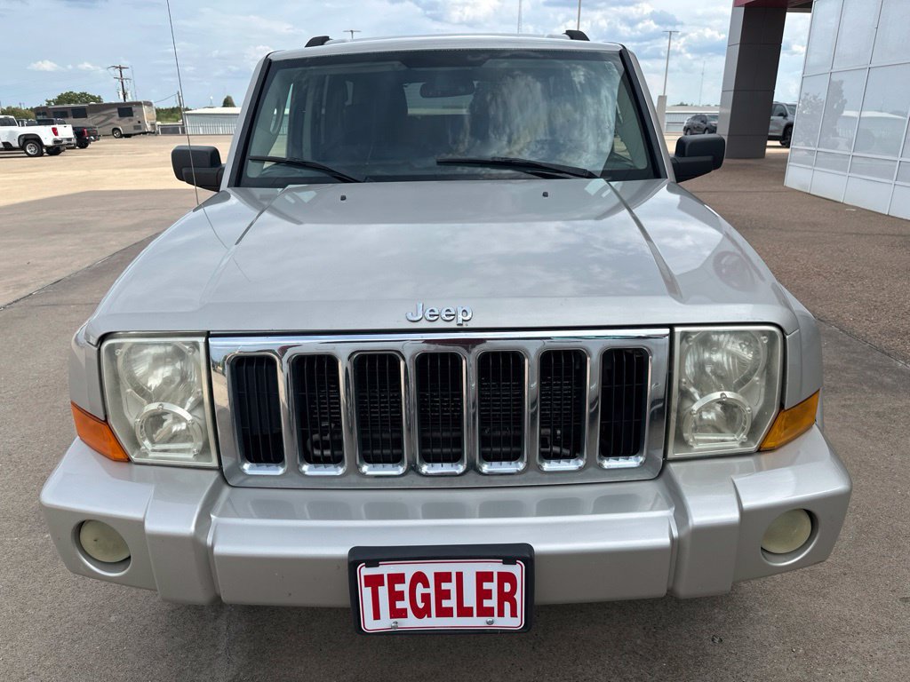 Used 2008 Jeep Commander Sport RWD image 2