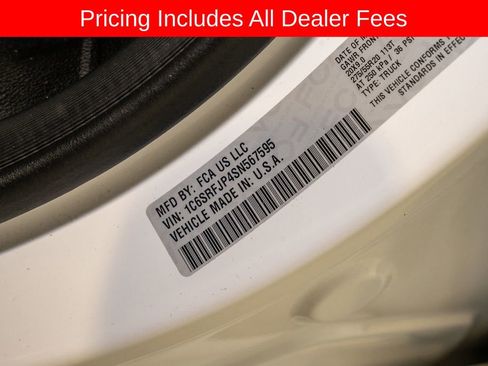 Used 2025 RAM 1500 Laramie AWD/4WD image 21