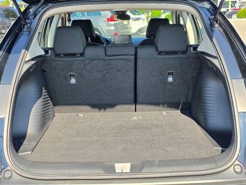 Used 2025 Honda HR-V LX image 17