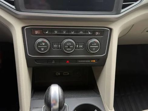 Used 2018 Volkswagen Atlas SE AWD/4WD image 18