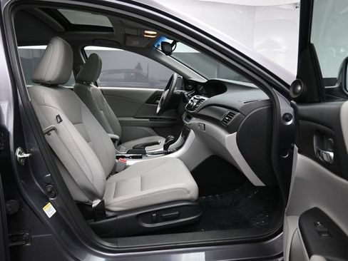 Used 2013 Honda Accord EX-L image 22