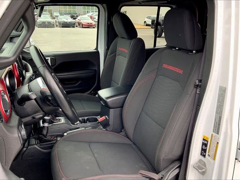 Used 2021 Jeep Gladiator Rubicon AWD/4WD image 8