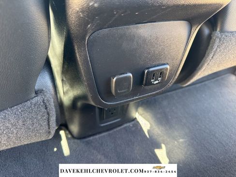 Used 2018 Chevrolet Equinox Premier image 23