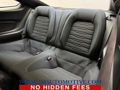 Used 2015 Ford Mustang GT RWD image 14