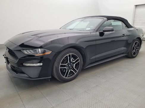 Used 2022 Ford Mustang Premium RWD image 2