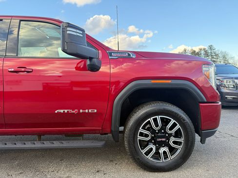 Used 2022 GMC Sierra 2500 AT4 w/ AT4 Premium Plus Package image 18