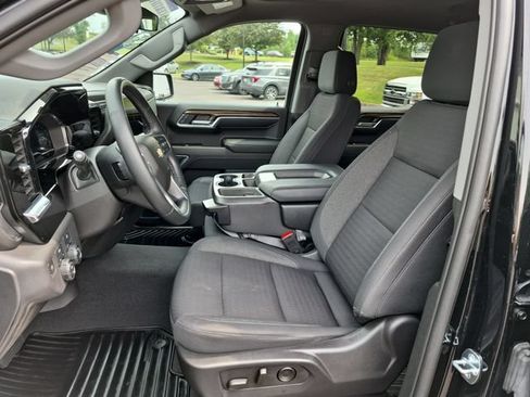 Used 2023 Chevrolet Silverado 1500 LT AWD/4WD image 21