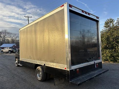 Used 2006 Ford E-450 and Econoline 450 image 3