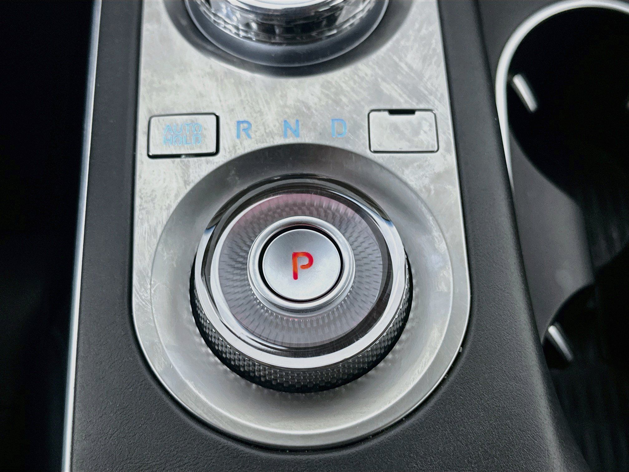Used 2025 Genesis GV70 2.5T AWD/4WD image 25