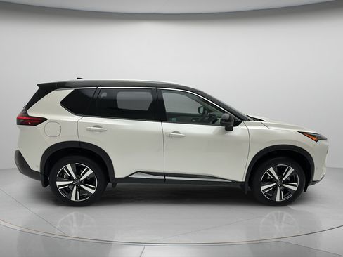 Used 2023 Nissan Rogue SL w/ SL Premium Package AWD/4WD image 6