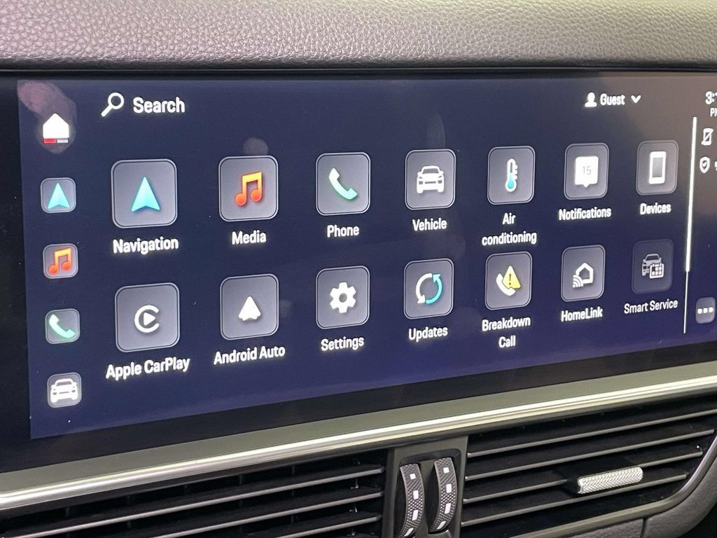 Certified 2023 Porsche Cayenne AWD/4WD image 28