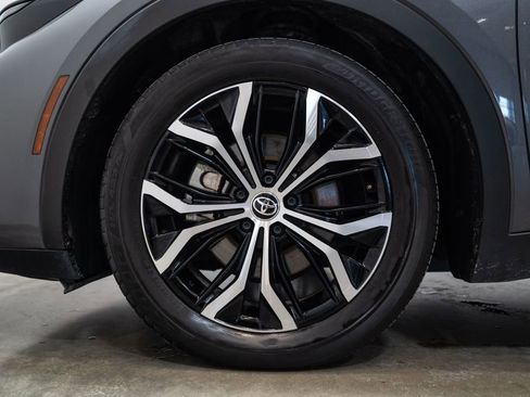 Certified 2024 Toyota Crown Limited image 9