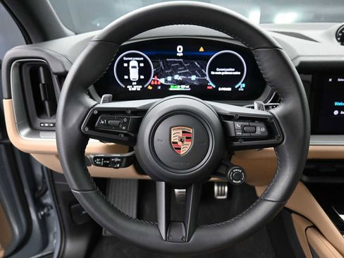 New 2026 Porsche Cayenne E-Hybrid image 9