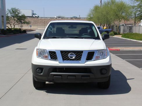 Used 2020 Nissan Frontier S w/ S Utility Package RWD image 2