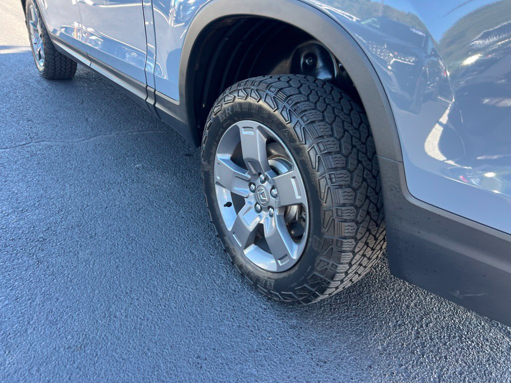 Certified 2024 Honda Ridgeline TrailSport image 32