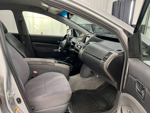 Used 2007 Toyota Prius w/ Pkg 4 FWD image 11