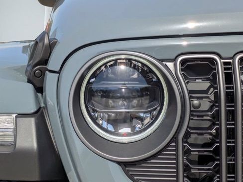 New 2026 Jeep Wrangler Unlimited Rubicon AWD/4WD image 9