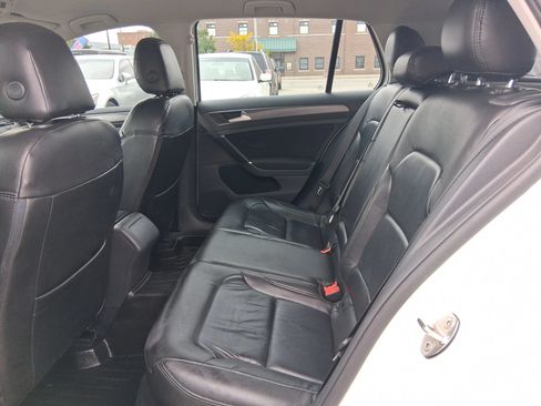 Used 2018 Volkswagen Golf S FWD image 14