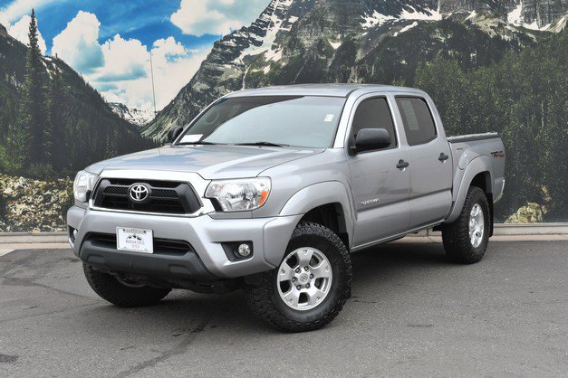Used 2015 Toyota Tacoma 4x4 Double Cab w/ TRD Off-Road Package image 6