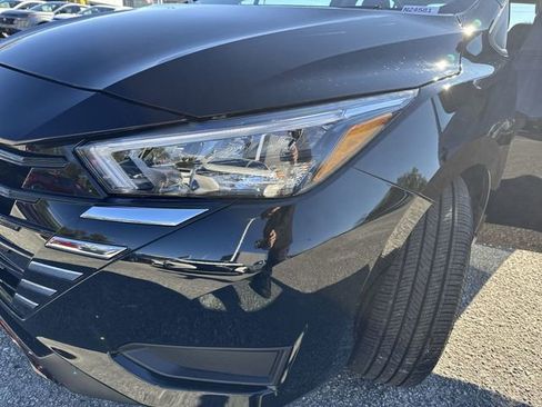 New 2025 Nissan Versa SV w/ Trunk Package image 29