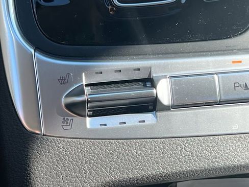 New 2026 Kia Carnival SX image 21