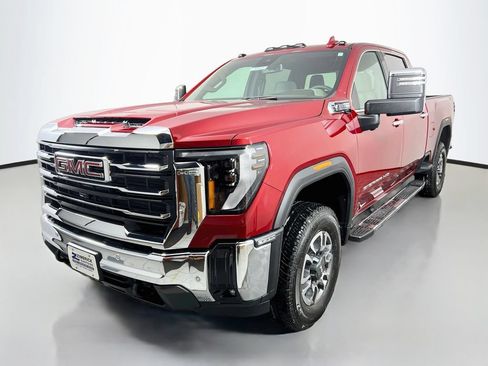 Certified 2026 GMC Sierra 3500 SLT w/ SLT Premium Package AWD/4WD image 3