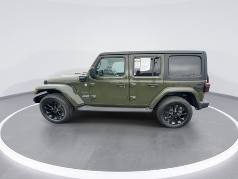 Used 2023 Jeep Wrangler Unlimited Sahara w/ Cold Weather Group image 5