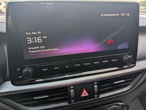 Used 2023 Kia Forte GT-Line w/ GT-Line Premium Package image 14