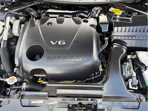 Used 2023 Nissan Maxima SV w/ Floor Mat Group FWD image 20