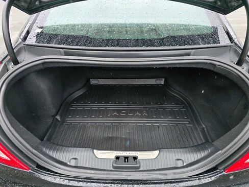Used 2019 Jaguar XJ L Portfolio RWD image 16