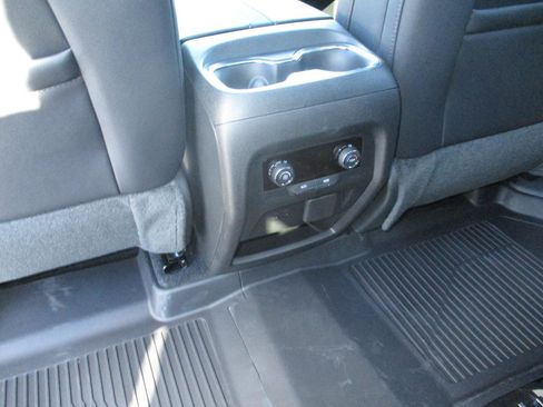 New 2026 Chevrolet Traverse Z71 image 15