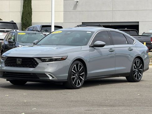 Used 2024 Honda Accord Touring image 8