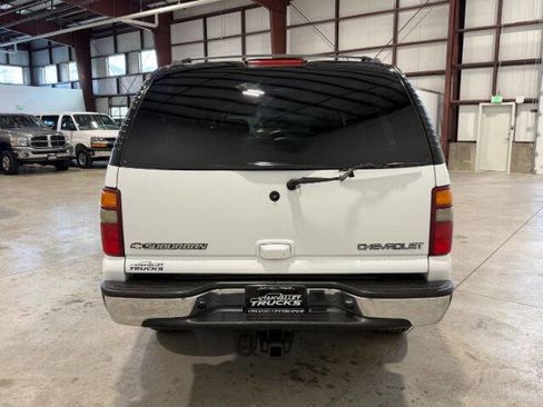 Used 2002 Chevrolet Suburban 2500 LT AWD/4WD image 9