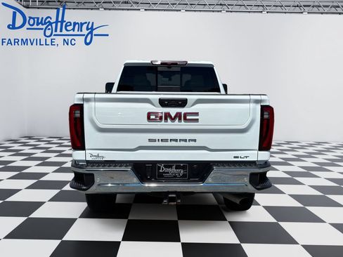 Used 2025 GMC Sierra 2500 SLT w/ SLT Premium Package AWD/4WD image 4