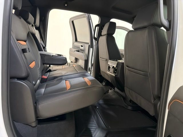 Used 2025 GMC Sierra 2500 AT4 AWD/4WD image 23