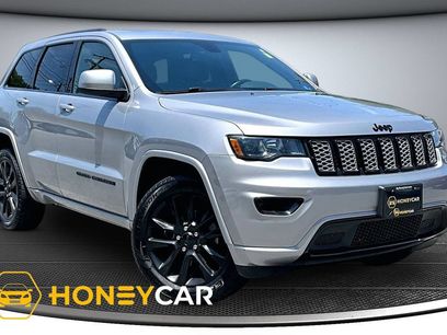 Used 2020 Jeep Grand Cherokee Altitude