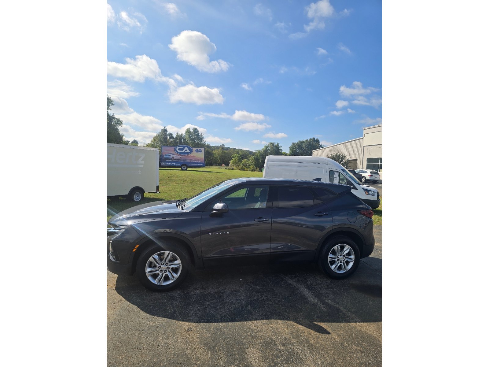 Used 2021 Chevrolet Blazer LT FWD image 1