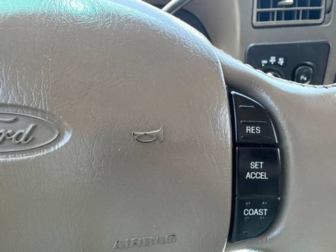 Used 2001 Ford F250 Lariat AWD/4WD image 40