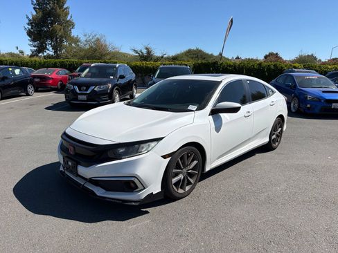 Used 2019 Honda Civic EX image 3