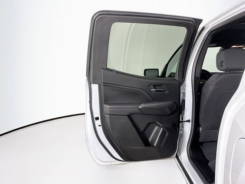 Used 2024 Chevrolet Colorado LT w/ LT Convenience Package image 25